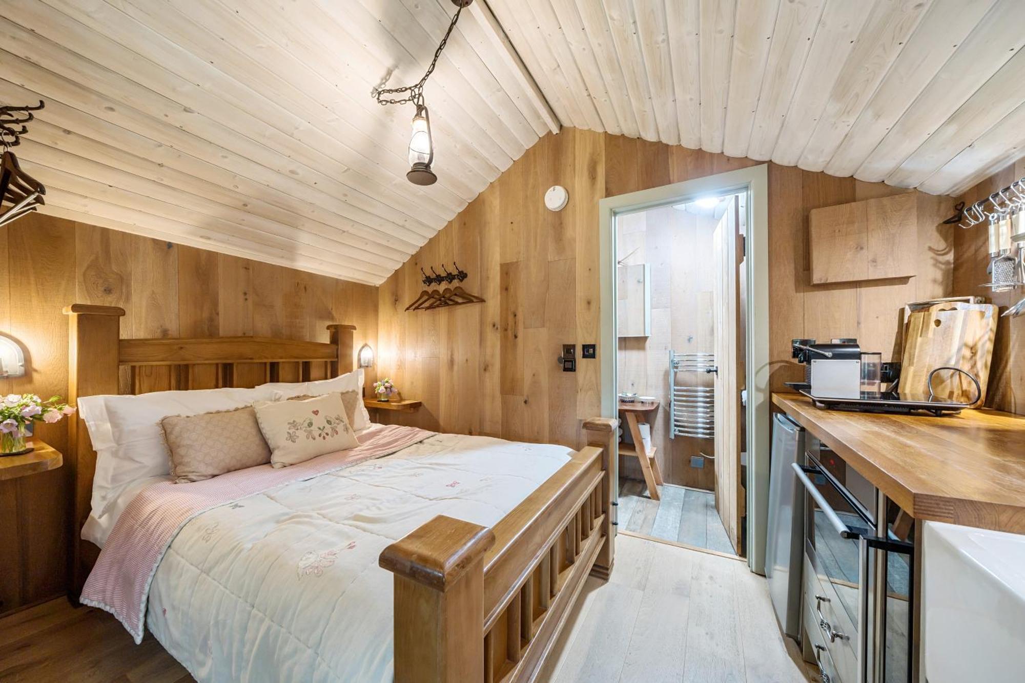 The Treehouse At Salcombe Farm 빌라 외부 사진