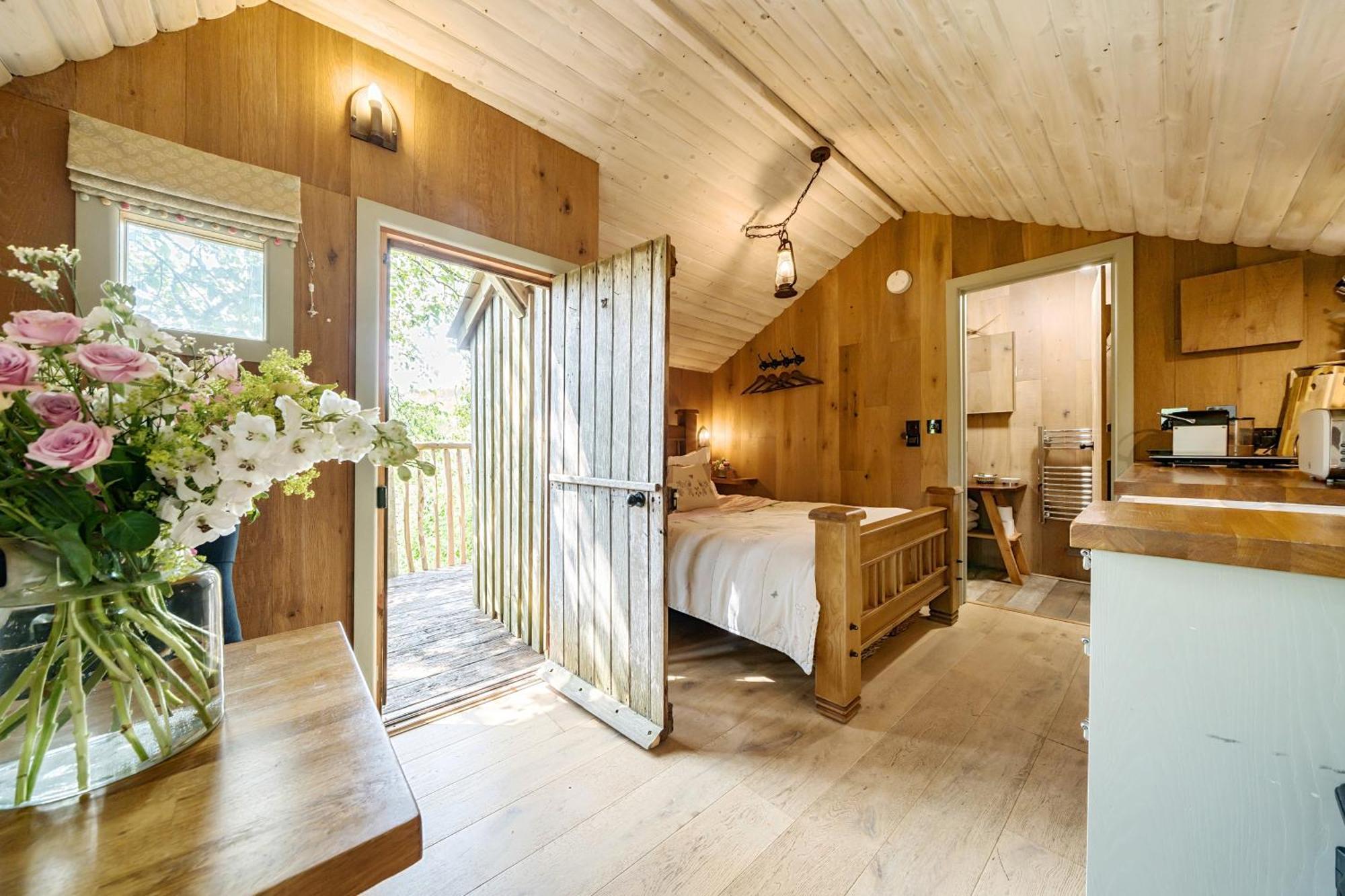 The Treehouse At Salcombe Farm 빌라 외부 사진