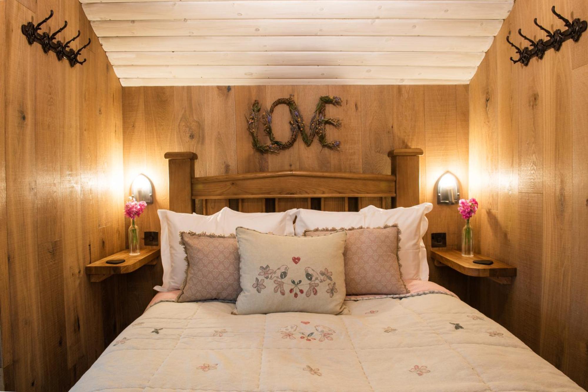 The Treehouse At Salcombe Farm 빌라 외부 사진